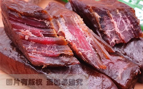 鄂尔多斯阿恋牛肉干手撕纹路实拍图片